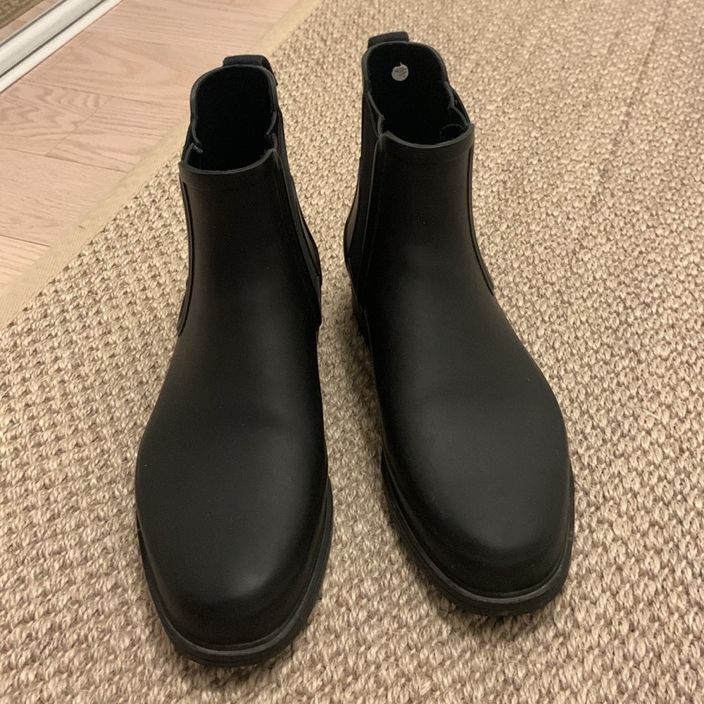 Hunter Chelsea Boots - Size 9, Black